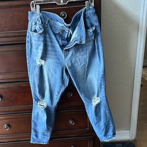 d. jeans Womens Relaxed Light Blue Distressed Jeans